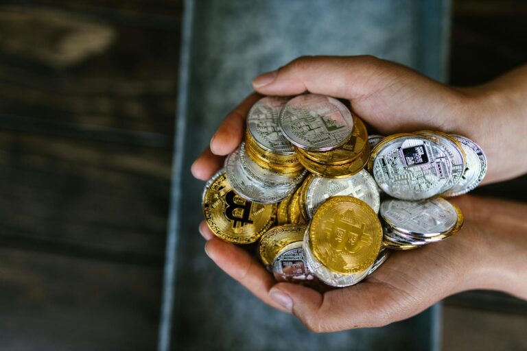 Leading Influencers in Crypto – Top Crypto YouTubers to Follow in 2025